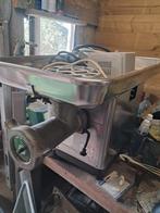 Vleesmolen Butcher boy, Ophalen