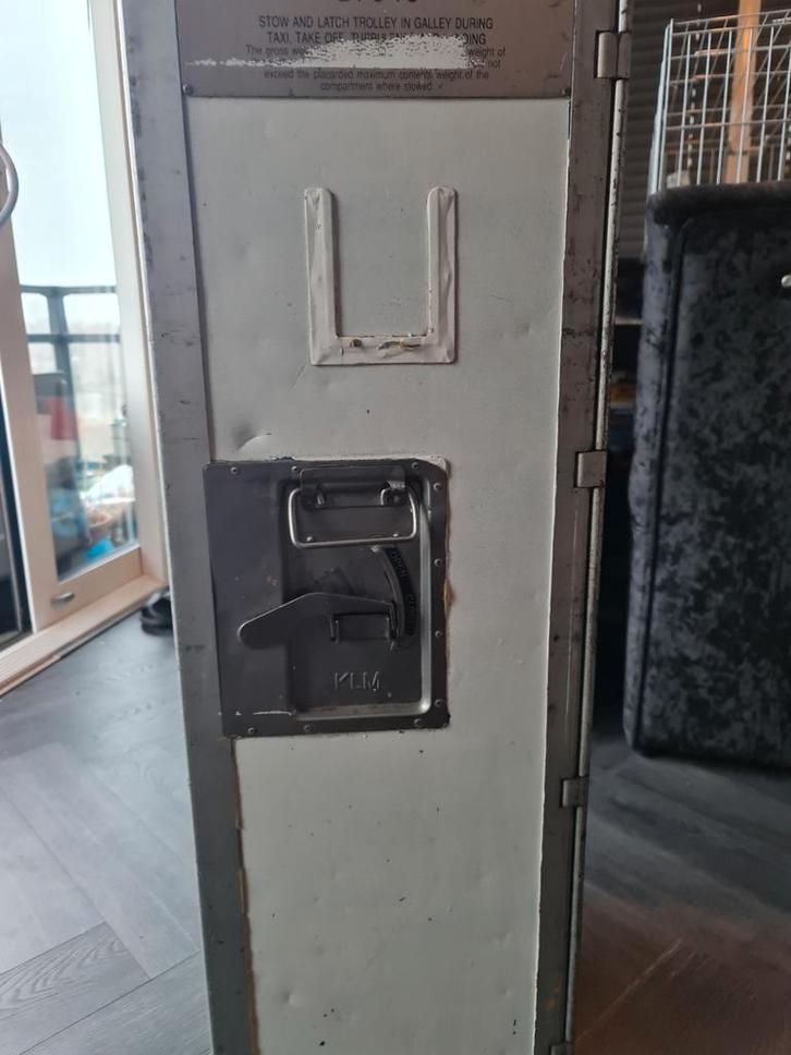 Trolley d'avion KLM original - Trolley d'avion vintage, Maison & Meubles, Armoires | Casiers, Utilisé, Enlèvement