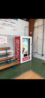 Drankautomaat voor koude dranken met een veilige buitenkooi, Ophalen