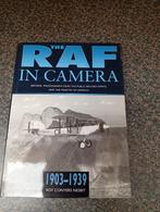 The RAF in camera, Ophalen, Gelezen