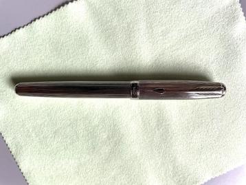 Parker Sonnet 18k zilver vulpen beschikbaar voor biedingen