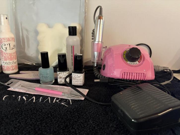 Nagelproducten en make up, Handtassen en Accessoires, Uiterlijk | Cosmetica en Make-up, Nieuw, Make-up, Ophalen