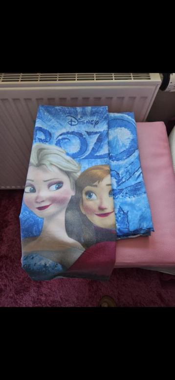 3 dekbedovertrekken met kussensloop. Goede staat! beschikbaar voor biedingen