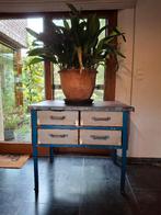 Industrieel vintage werktafeltje / ladekast, Ophalen, Industrieel vintage, 50 tot 100 cm, Zo goed als nieuw