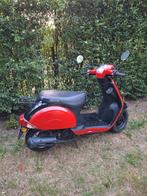 A KLASSE 4 TAKT SCOOTER 50CC ZONDER RIJBEWIJS STAR EN RIJD, Ophalen of Verzenden, Zo goed als nieuw