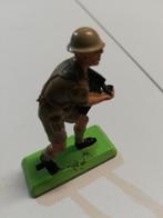 Britains Ltd Deetail British WWII Soldier, munitiedrager, Ophalen of Verzenden, Landmacht, Miniatuur of Beeldje