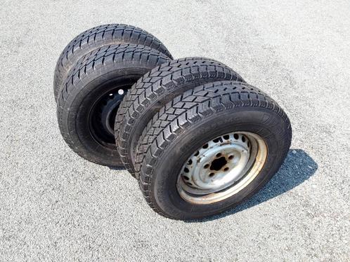 4 bons pneus hiver 185R14C, jantes VW T3 (1979-1992), Auto-onderdelen, Banden en Velgen, Banden en Velgen, Winterbanden, 14 inch