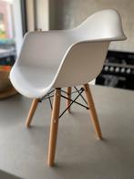 Kinderstoel replica Eames, Ophalen, Zo goed als nieuw