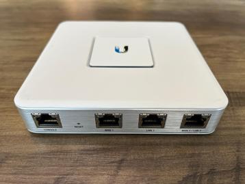 Ubiquiti unifi security gateway, Informatique & Logiciels, Enlèvement, Comme neuf, Routeur, Ubiquity