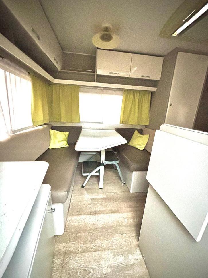 Beyerland sprinter 443, Caravans en Kamperen, Caravans, Particulier, tot en met 4, 750 - 1000 kg, Kleine zit, Beyerland, 2 aparte bedden