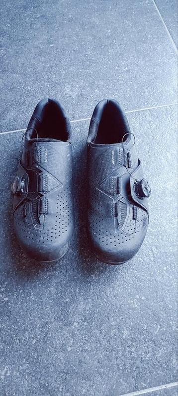Shimano wielrenschoenen dames beschikbaar voor biedingen