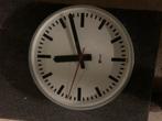 Horloge de bureau 40 cm vieille de 50 ans, Utilisé, Enlèvement ou Envoi