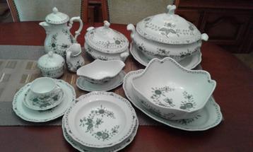 Volledig 12-delig "Hutschenreuther Germany" servies disponible aux enchères