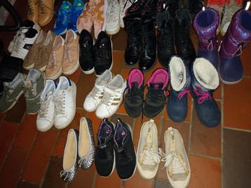 Schoenen beschikbaar voor biedingen