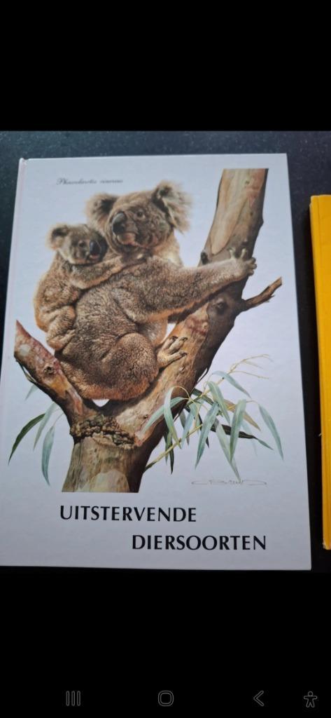 Uitstervende diersoorten, uitgever Delhaize, 1984, Boeken, Geschiedenis | Nationaal, Zo goed als nieuw, Ophalen of Verzenden