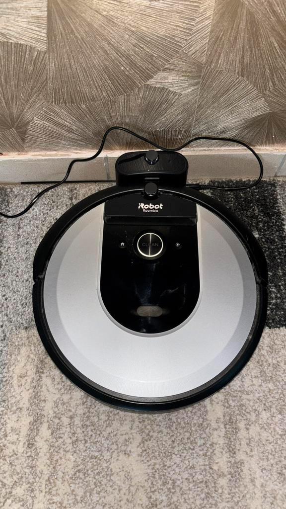 iRobot Roomba i7 robotstofzuiger – compleet, Elektronische apparatuur, Stofzuigers, Zo goed als nieuw, Robotstofzuiger, Ophalen