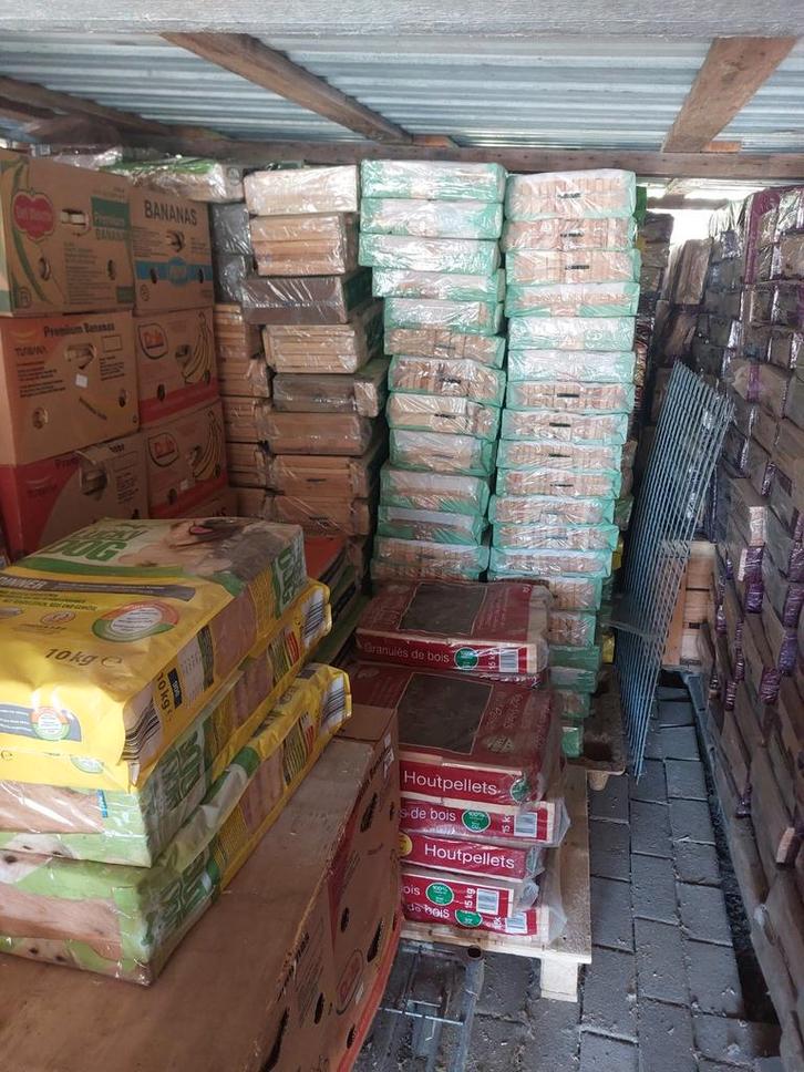 Zakken  aanmaakhout 2.50  euro per stuk, Tuin en Terras, Brandhout, Ophalen of Verzenden