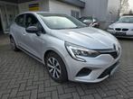 Renault Clio 1.0 TCe Zen 2023 Airco, Navi  BTW + Garantie, Te koop, Zilver of Grijs, Cruise Control, Berline