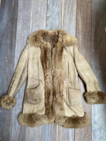 3/4  jas van echte schapenvacht 42 camel vintage beschikbaar voor biedingen