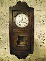 Horloge ancienne en chêne avec balancier et clef, Antiquités & Art, Enlèvement