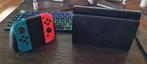 Nintendo Switch OLED avec Pokemon Snap, Consoles de jeu & Jeux vidéo, Consoles de jeu | Nintendo Switch, Switch OLED, Comme neuf