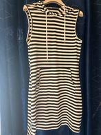 3 jurken 5 euro, Enlèvement