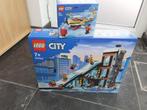 LEGO City Ski- en Klimcentrum Wintersport - 60366 en 60250, Ophalen of Verzenden, Nieuw, Complete set, Lego