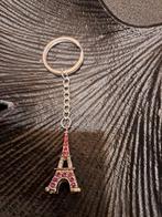 Nieuwe zilveren sleutelhanger van de Eiffeltoren met fuchsia, Nieuw, Overige typen, Ophalen of Verzenden