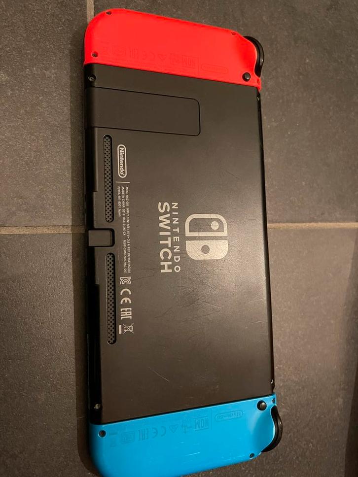 Nintendo switch, Games en Spelcomputers, Spelcomputers | Nintendo Switch, Ophalen