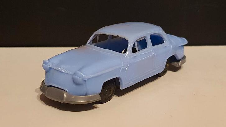 1/43 Panhard PL17 berline plastic, Hobby en Vrije tijd, Modelauto's | 1:43, Ophalen of Verzenden