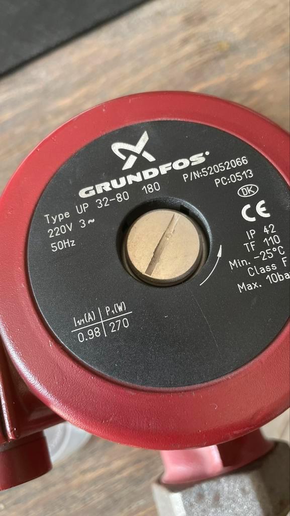 Grundfos 32 80 jamais utilisé, Doe-het-zelf en Bouw, Verwarming en Radiatoren, Nieuw