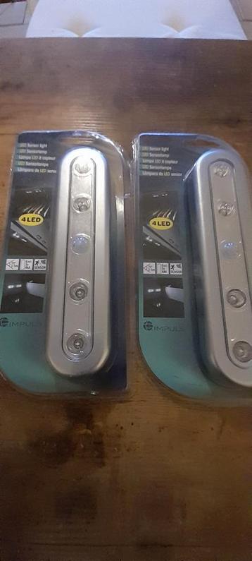 Set van 2 nieuwe LED-sensorlampen voor elke kamer, slaapkame beschikbaar voor biedingen
