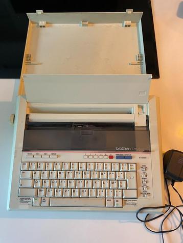 Machine à écrire électronique Vintage Brother EP-150, Enlèvement ou Envoi