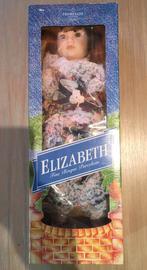 Poupée en porcelaine Elizabeth (The Promenade) NOUVELLE, Collections, Poupées, Enlèvement ou Envoi, Neuf, Poupée