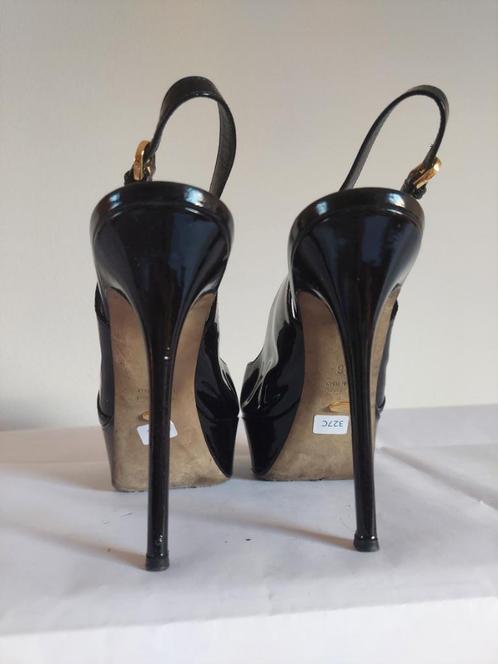 327C* SERGIO ROSSI sandales luxe noires tout cuir (38), Vêtements | Femmes, Chaussures, Porté, Chaussures à haut talons, Noir