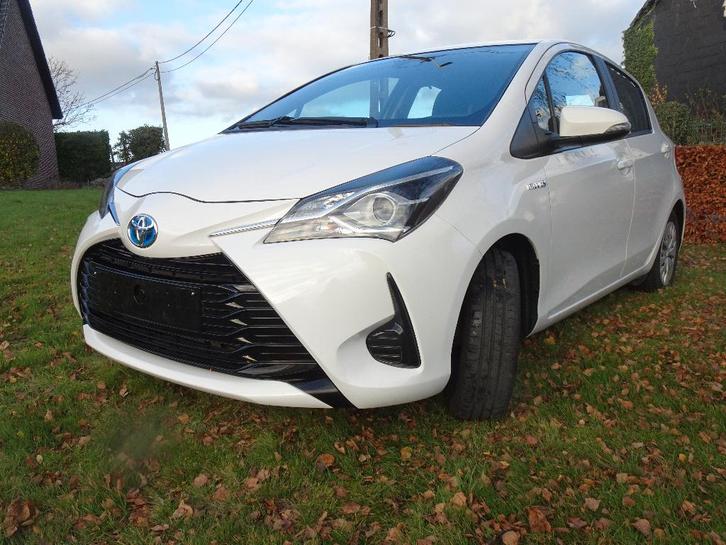 Toyota Yaris Hybride bwj 3/2018 EURO 6, Auto's, Toyota, Bedrijf, Yaris, ABS, Achteruitrijcamera, Airbags, Airconditioning, Bluetooth