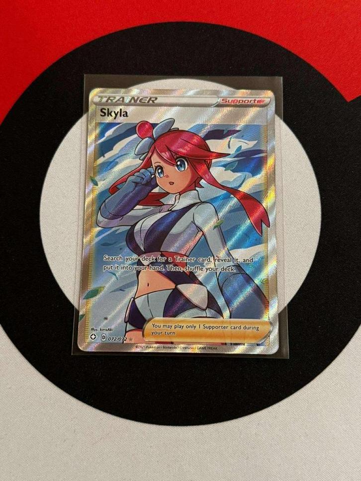 Pokémon - Shining Fates - Skyla 072/072 - NM, Hobby en Vrije tijd, Verzamelkaartspellen | Pokémon, Zo goed als nieuw, Losse kaart