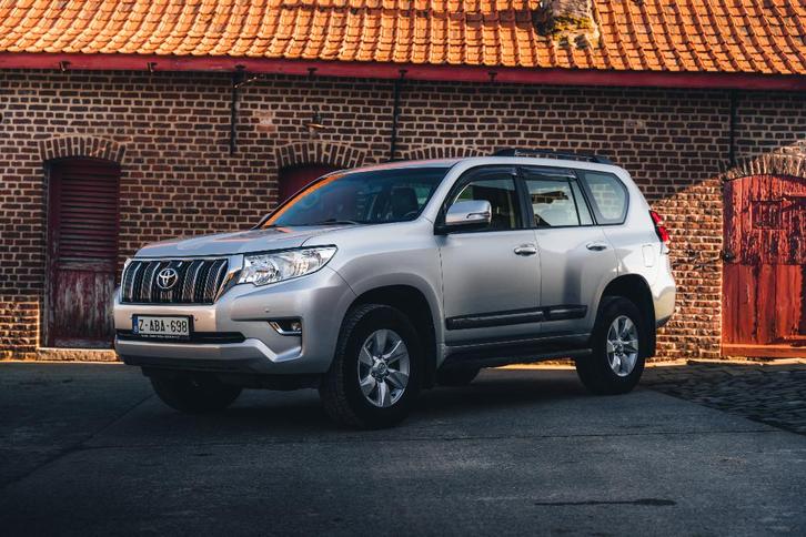 Toyota Land Cruiser 2.8D Automaat, Auto's, Toyota, Bedrijf, Landcruiser, 4x4, ABS, Achteruitrijcamera, Adaptieve lichten, Adaptive Cruise Control