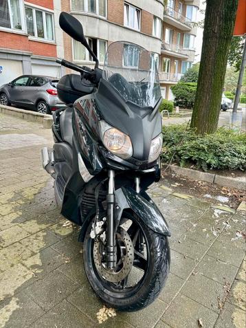 X-Max 250cc  année 2011 