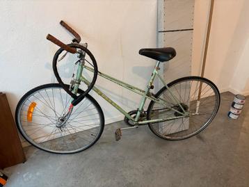 Peugeot koersfiets dames beschikbaar voor biedingen