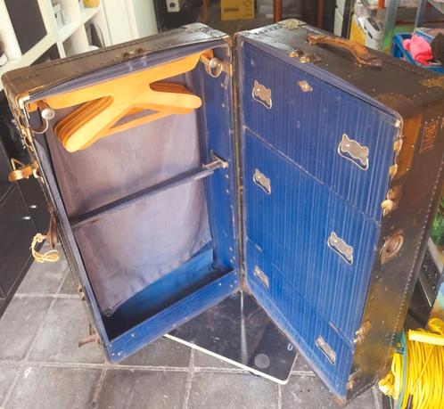 CARLEN COMPAGNY BOSTON REISCABINE, Antiek en Kunst, Antiek | Overige Antiek, Ophalen