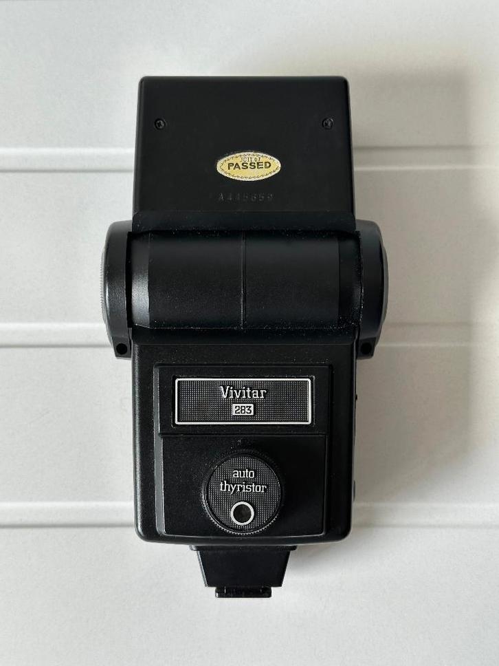 Flash photo Vivitar 283 comme NEW, TV, Hi-fi & Vidéo, Photo | Flash, Neuf, Inclinable, Enlèvement