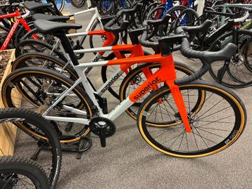 nieuwe superior gravel 105 di2 €2099,- beschikbaar voor biedingen