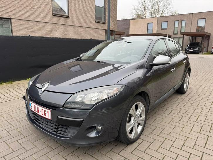 RENAULT MEGANE 1.5 DCi / TOMTOM/ EURO 5 / AIRCO/ CONTROLE OK, Autos, Renault, Entreprise, Achat, ABS, Airbags, Air conditionné