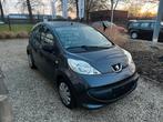 Peugeot 107 benzine gekeurd garantie, Auto's, Peugeot, Voorwielaandrijving, Stof, Zwart, Zwart