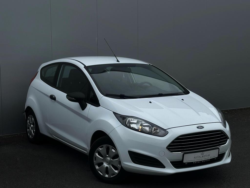 Ford Fiesta 1.25 Ambiente -slechts 115.000 km 04/2015 EURO 6, Auto's, Ford, Bedrijf, Te koop, Fiësta, ABS, Airbags, Alarm, Boordcomputer