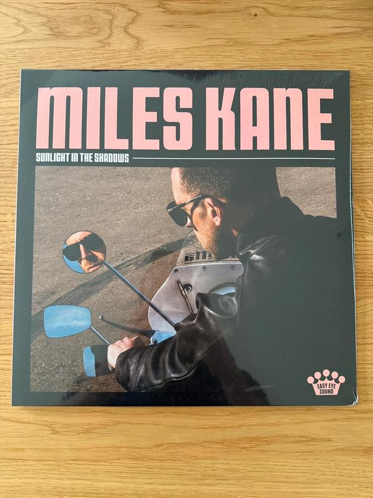 Miles Kane - Sunlight in the Shadows vinyl + signed art card, Cd's en Dvd's, Vinyl | Rock, Nieuw in verpakking, Alternative, 12 inch