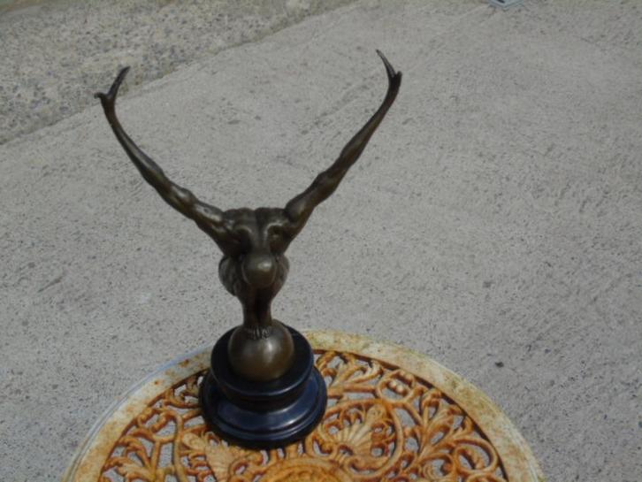 standbeeld van de duiker in brons op marmer gesigneerd., Antiek en Kunst, Antiek | Brons en Koper, Brons, Ophalen