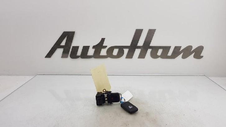 CONTACTSLOT + SLEUTEL Volvo V40 (MV) (|28227917|), Auto-onderdelen, Overige Auto-onderdelen, Volvo, Gebruikt