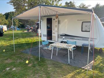 Caravan luifel met aluminium stokken beschikbaar voor biedingen